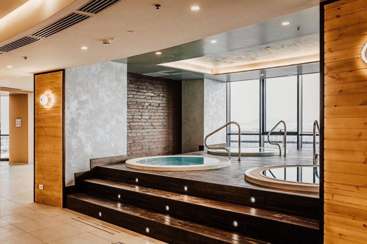 Mercure Center Hotel