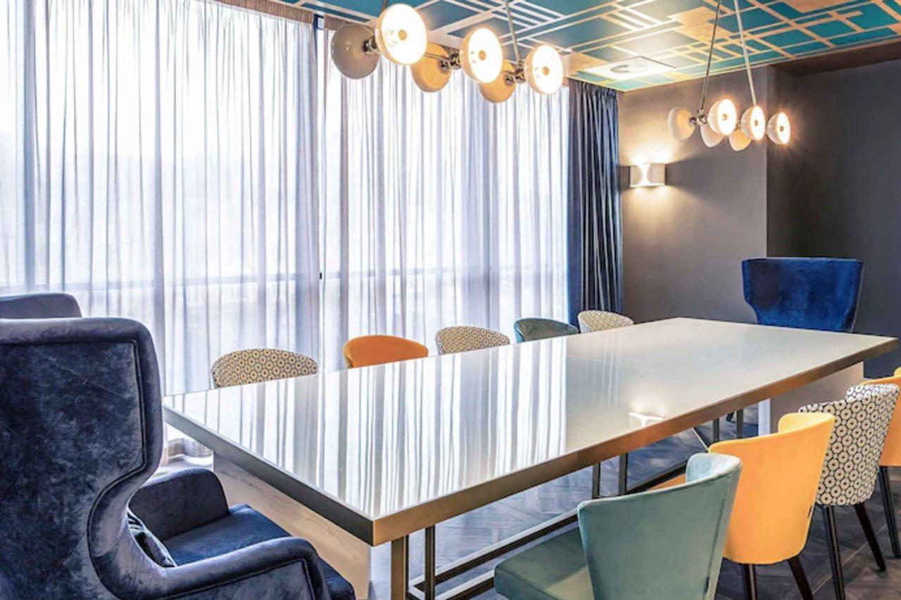 Mercure Center