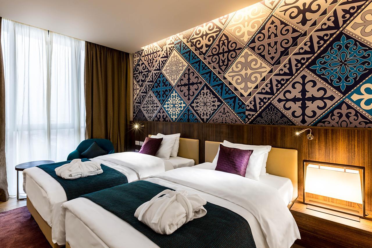 Mercure Center Hotel 4*
